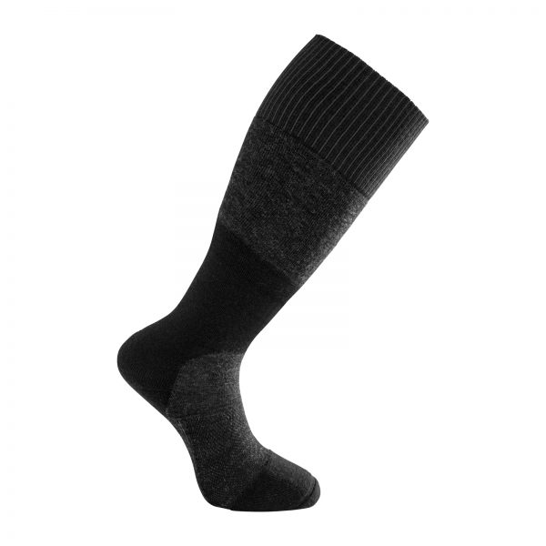 Tjock strumpa med knähögt skaft i mörkgrå och svart. Namn på produkten Socks Skilled Knee-High 400